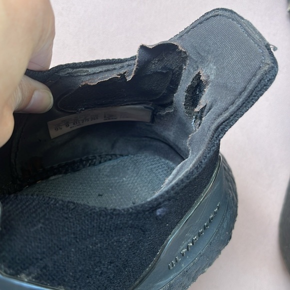 “Adidas-Mens Ultra Boost size 9.5” - Picture 9 of 12
